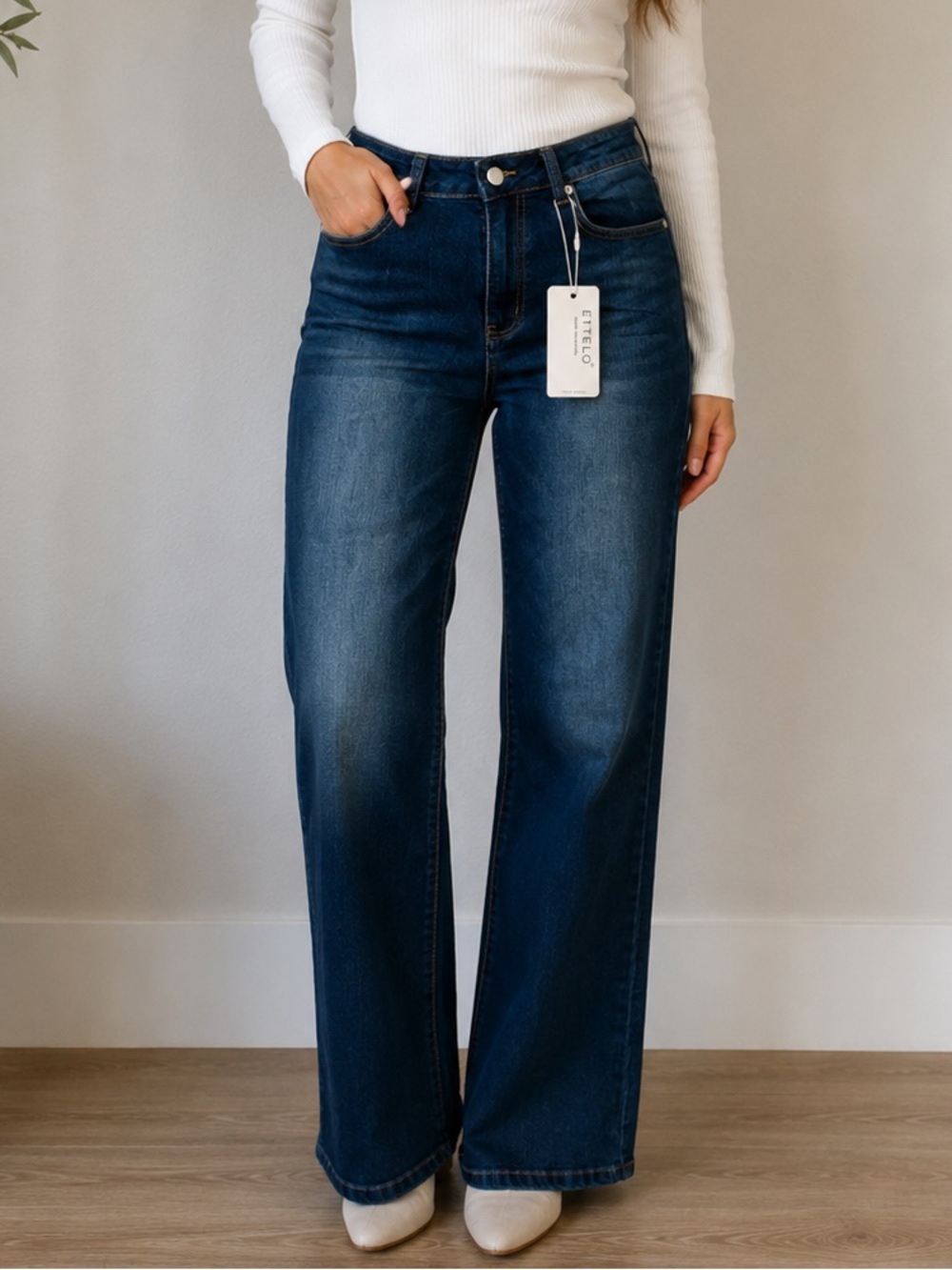 NWT ETTELO Wide Leg High Rise Stretch Jeans Size 8 Medium Wash